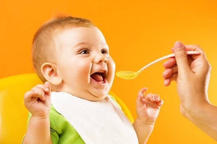 Что нужно знать о правильном питании малыша на первом году жизни?