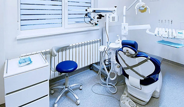 Своевременное посещение стоматологической клиники — это здоровье зубов в долгосрочной перспективе!